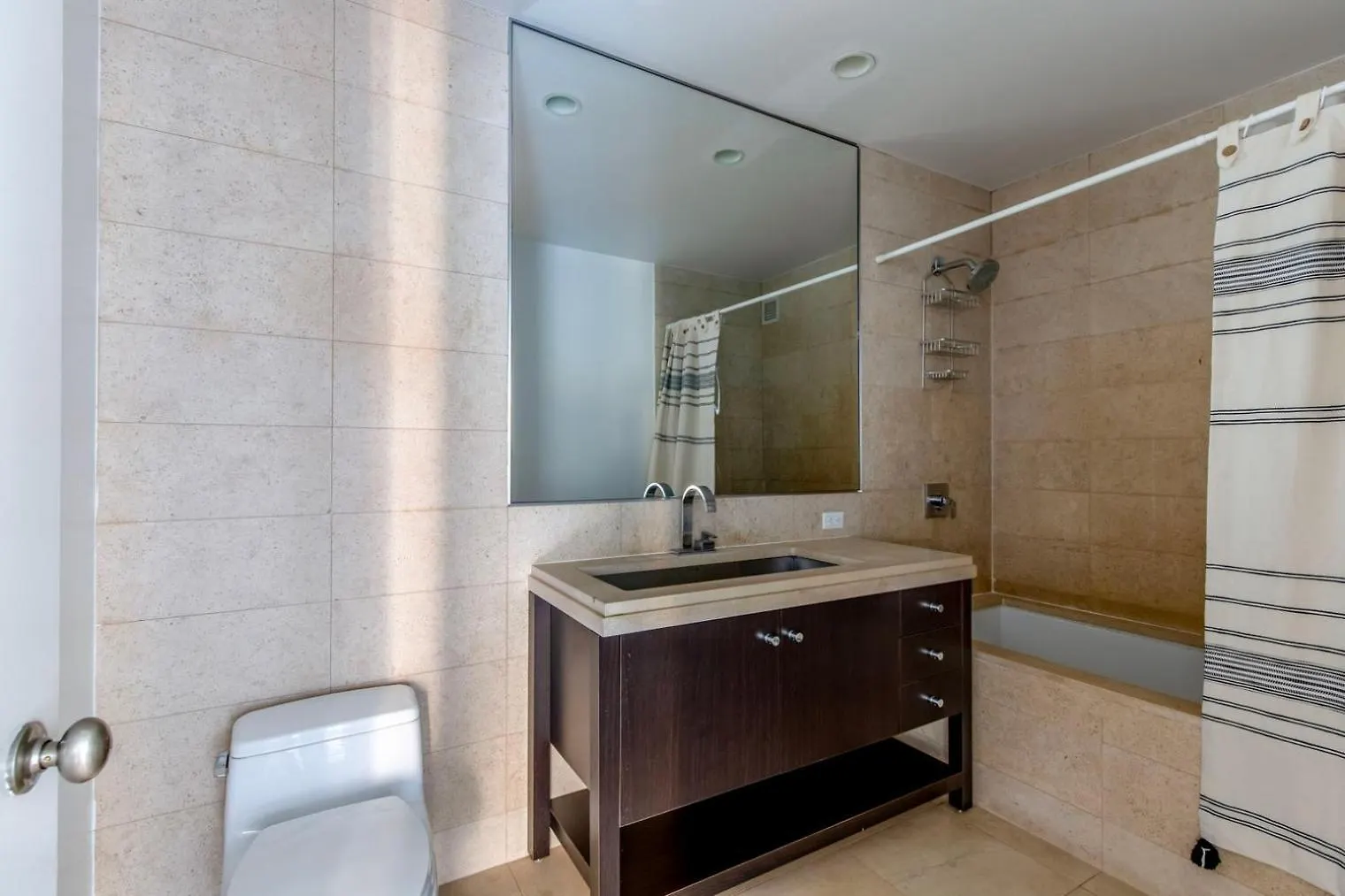 Ues 1Br W Doorman Gym Pool Nr Nyc Attractions Nyc-1333 Apartment New York United States